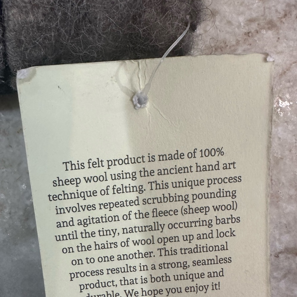 NWT sheep wool bag Rising Tide - Picture 4 of 5